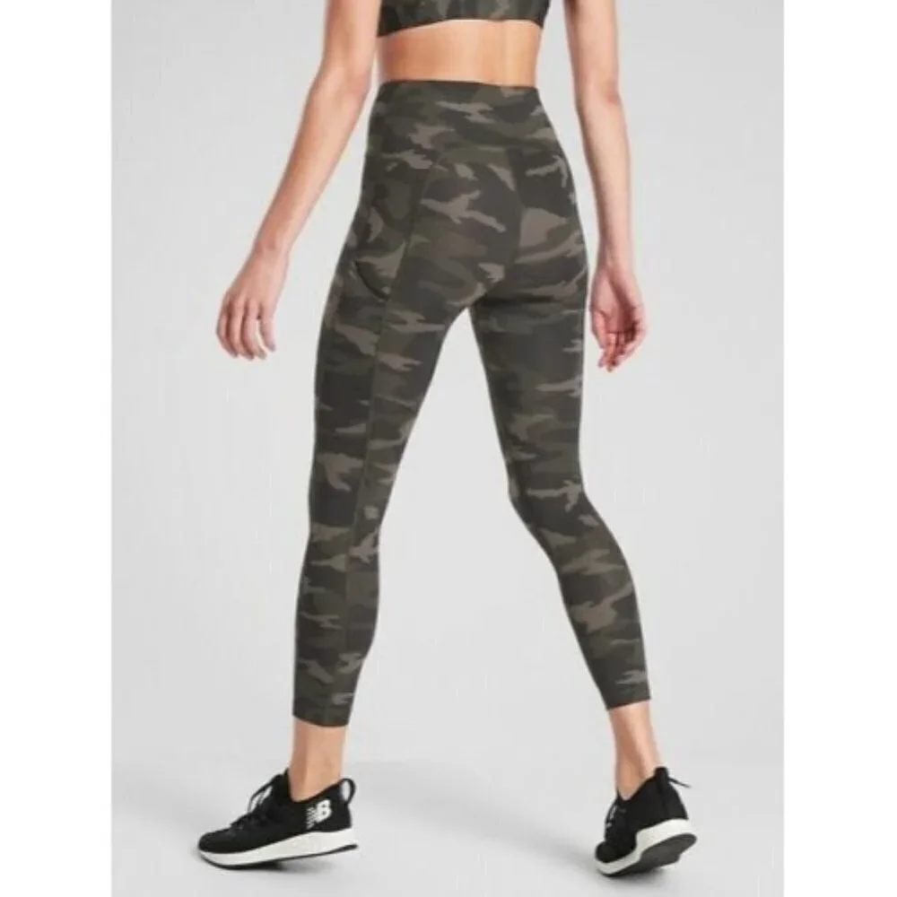 Athleta Ultimate‎ 7/8 Tight Size XS Green Camo 531773 Athleisure Training